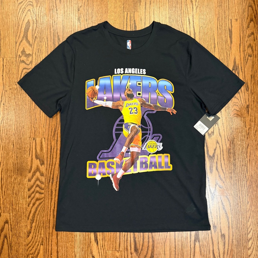 NBA Los‎ Angeles Lakers LeBron James Graphic T-Shirt Large Black NWT